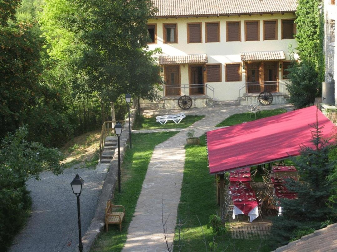 Hotel Charle Хака Экстерьер фото